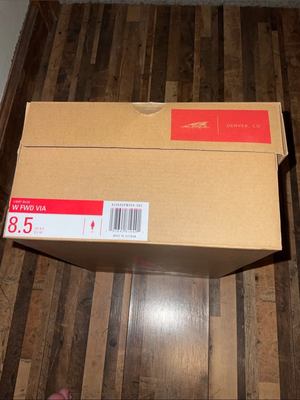 Women’s Altra FWD Via size 8.5